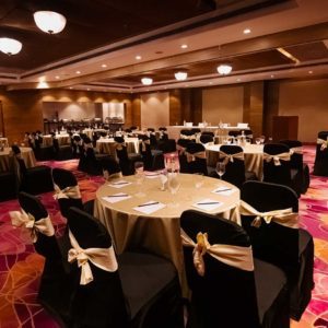 Banquets & Meeting Rooms