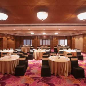 Banquets & Meeting Rooms