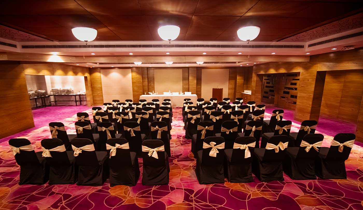 Banquets & Meeting Rooms